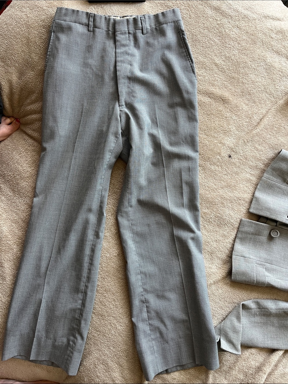 Women’s Hickey Freeman Tailored mid/high waist Trousers size 2